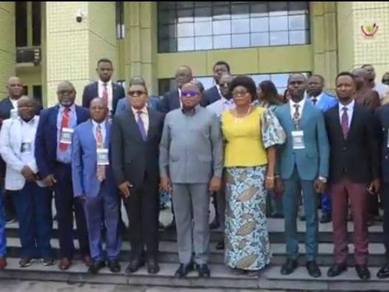 Le VPM de l'Interieur au milieu des experts nationaux et provinciaux lots du lancement des travaux d'évaluation des recommandations de la 11è session de la Conférence de Gouverneurs.