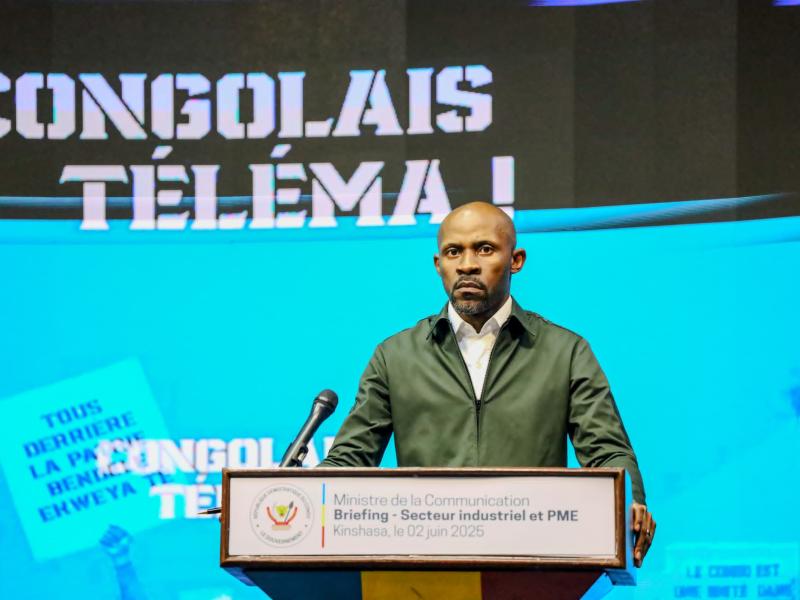 Le Ministre de la Communication et Médias Patrick Muyaya