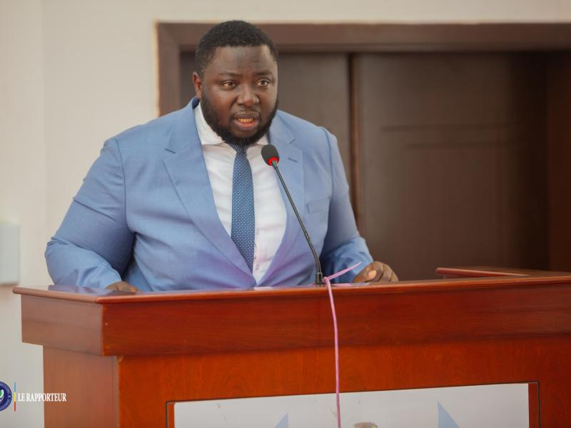 Le ministre provincial en charge des Infrastructures Alain Tshilungu