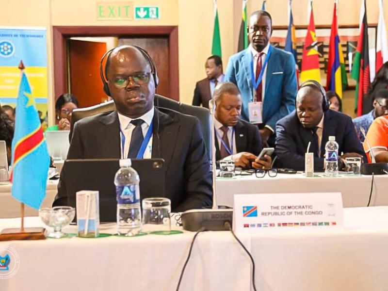 Le Premier vice-président de l'Assemblée nationale Jacques Tshilumbayi au symposium de la SADC