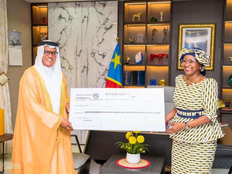 Anwar Othman Barout Al Baroudi, ambassadeur des Émirats Arabes Unis en RDC, et Nathalie-Aziza MUNANA, ministre des Affaires sociales, des Actions humanitaires et de la Solidarité nationale [photo d'illustration]