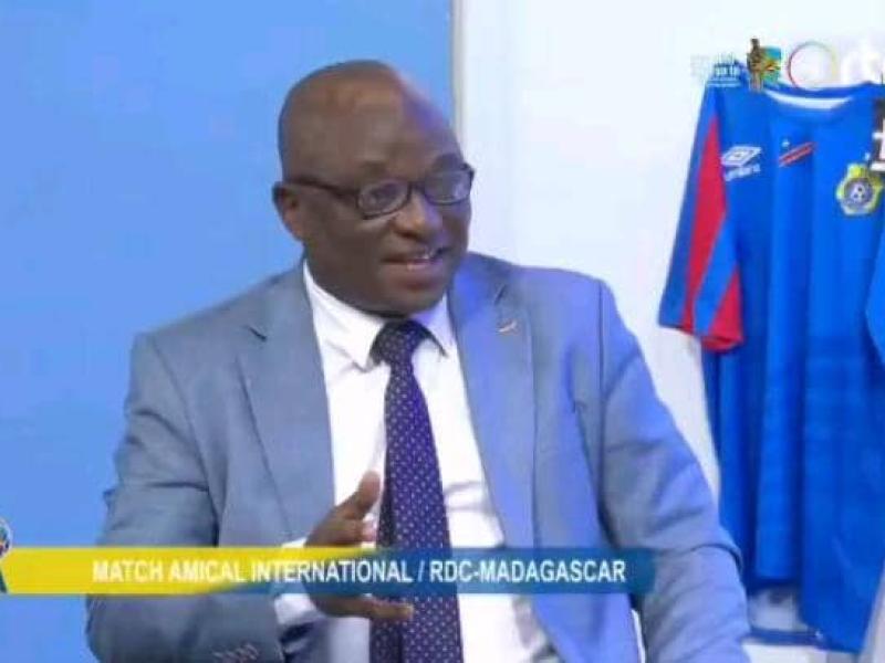 Willy Albert Kande, journaliste et présentateur d'émissions  sportives à la RTNC