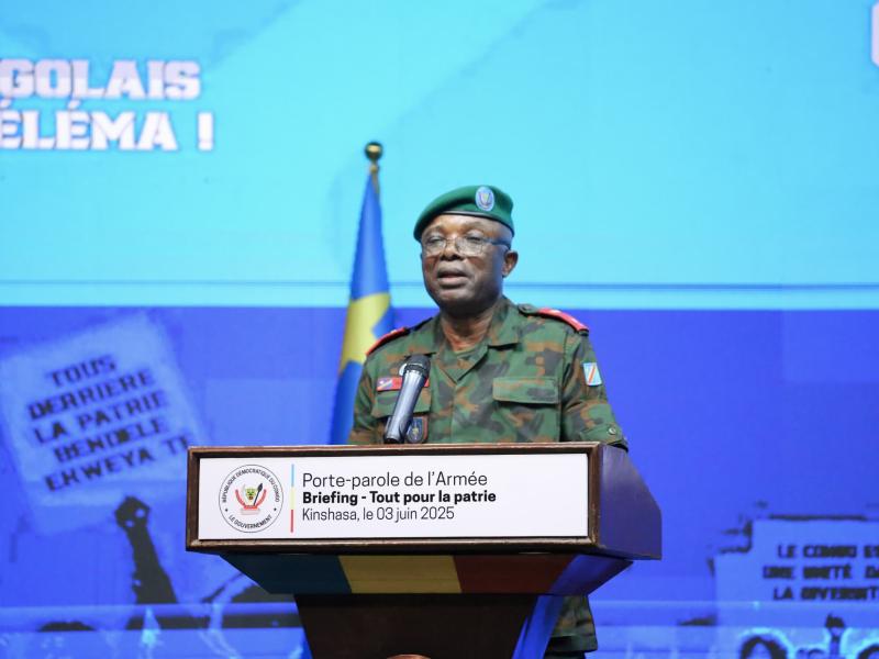 Général Sylvain Ekenge, porte-parole des Forces Armées de la République démocratique du Congo