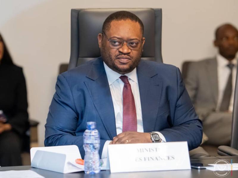 Le ministre des finances Doudou Fwamba Linkunde li- botayi
