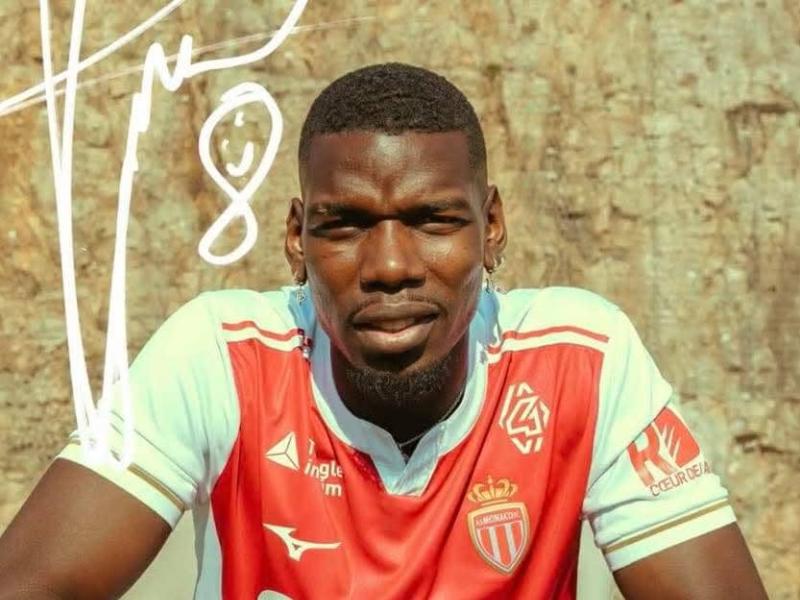 Paul Pogba en maillot floqué "RDC, cœur de l'Afrique".
