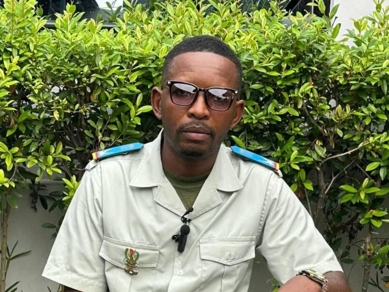Capitaine Antony Mwalushayi, porte-parole des opérations Ngemba