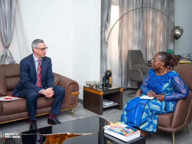 la Ministre des Droits humains, Chantal Chambu Mwavita, a reçu en audience Alexis Gilbert, conseiller politique et chargé d’affaires à l’ambassade du Canada à Kinshasa [photo d'illustration]