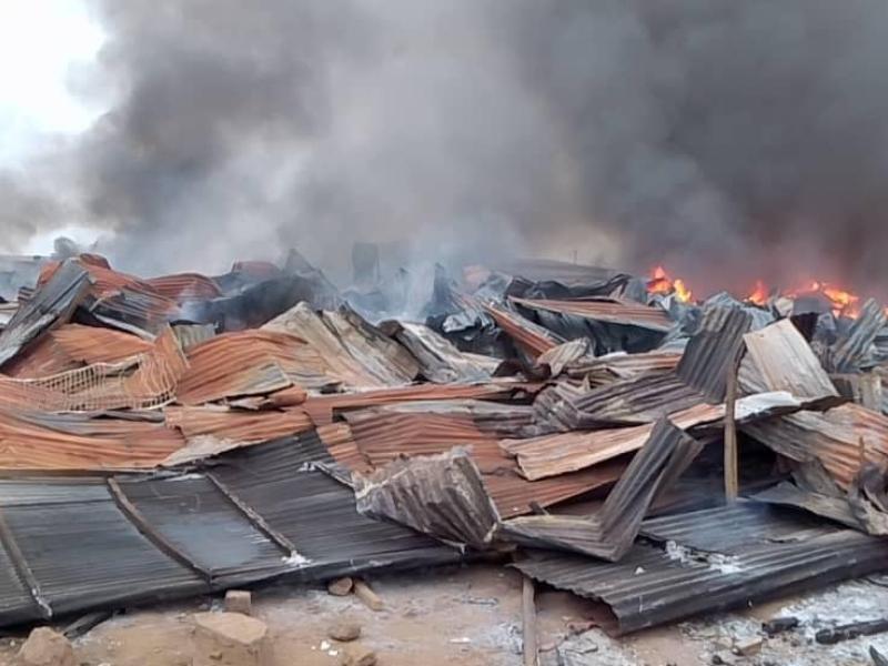 Plusieurs dépôts incendiés au marché de lufu dans la province du Kongo Central