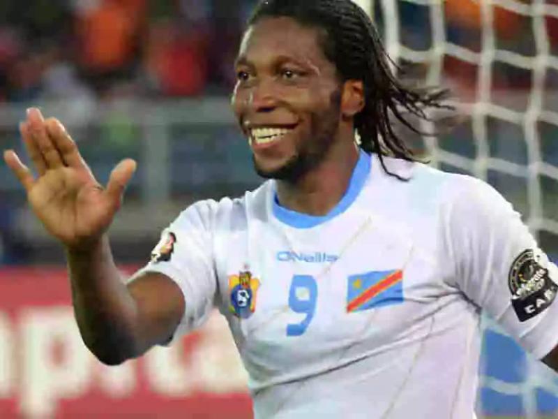 La joie de Dieumerci Mbokani après la victoire de la RDC face au Congo-Brazza à la CAN 2025