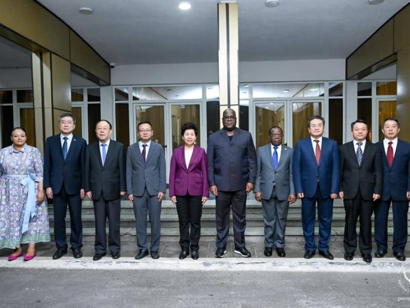 Le chef de l'État Félix Tshisekedi et la délégation chinoise en RDC, mardi 15 juillet 2025
