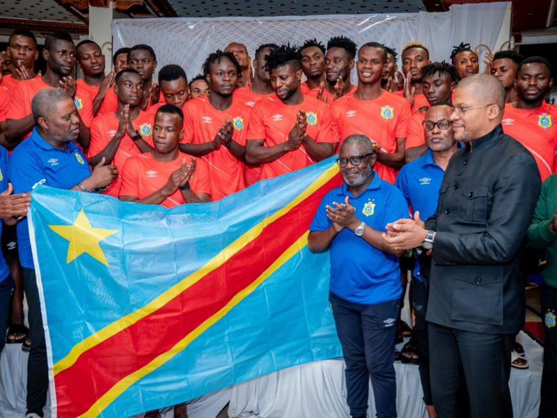Didier Budimbu avec les Léopards foot A’