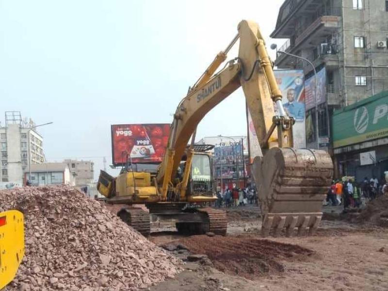 Les travaux de réhabilitation d'une avenue à Kinshasa [photo d'illustration]