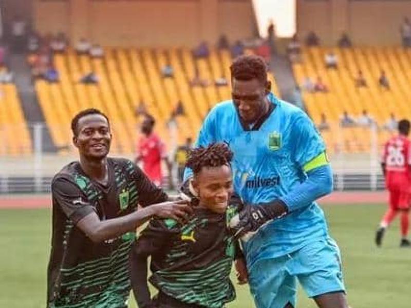 Le gardien Burkinabé, Farid Ouedraogo, et deux joueurs de l'AS VClub. [ Photo d'illustration ]