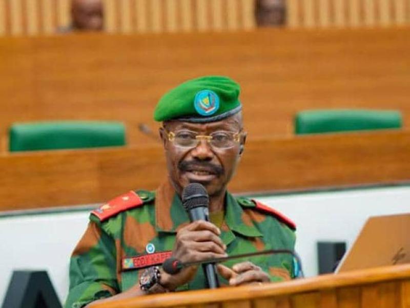 Le général de Brigade Eddy Kapend Yrung, commandant de la 22è région militaire