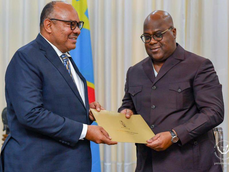 Mahmoud Thabit Kombo, ministre tanzanien des Affaires étrangères et envoyé spécial de la Présidente Samia Suluhu reçu par Félix Tshisekedi à la cité de l’OUA