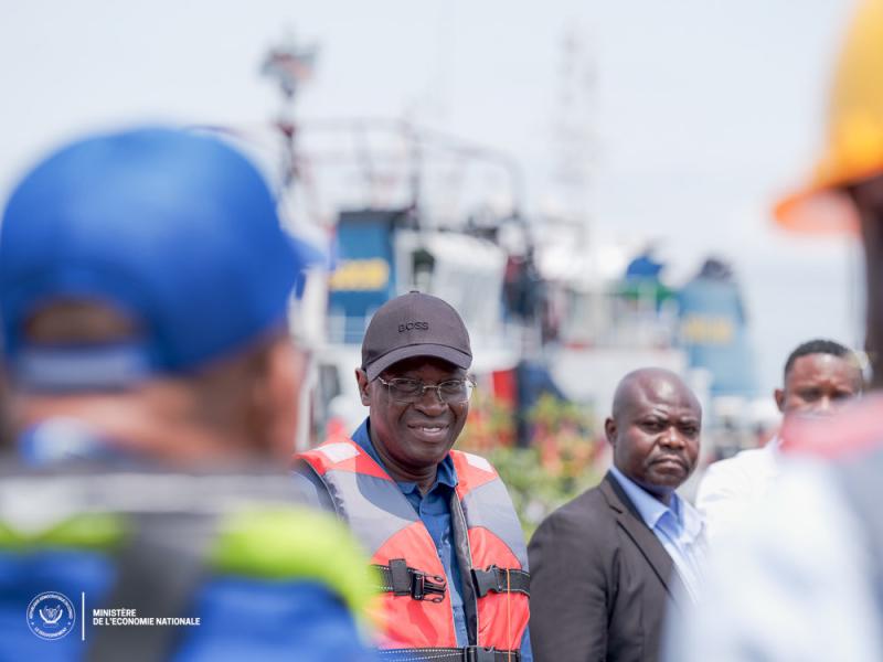Le VPM Daniel Mukoko Samba en mission de travail au Kongo Central, où il a visité ́es installations de la SOCIR