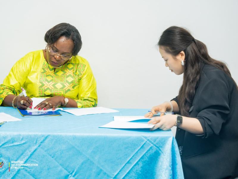 Sous l’impulsion du ministre Muyaya, la RTNC signe un protocole d’accord avec les télédistributeurs pour la collecte de la redevance audiovisuelle [photo d’illustration]