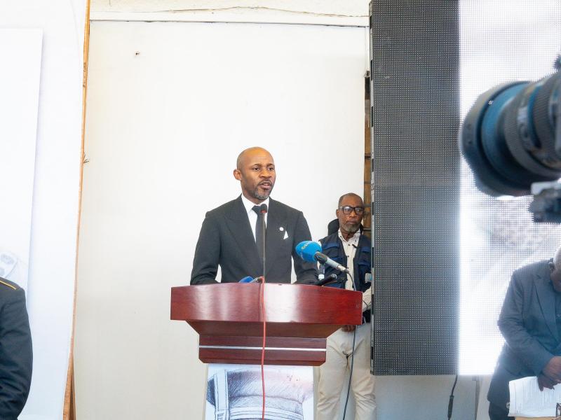 Patrick Muyaya Katembwe, ministre de la Communication et Médias, porte-parole du gouvernement rend un hommage ému au Professeur Malembe