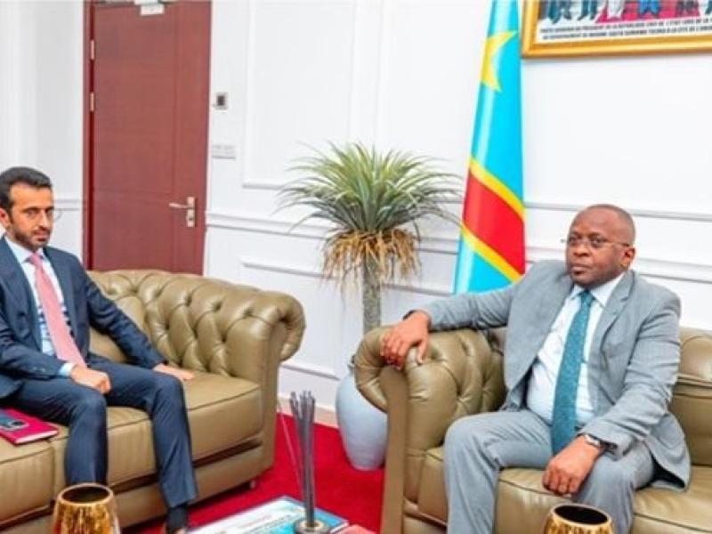 À Kinshasa, le VPM Jacquemain Shabani échange avec le chargé d’affaires du Qatar sur la coopération bilatérale