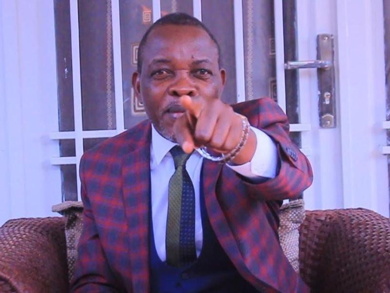 L'opposant Hugue Michel Mukebayi Nkoso. Cadre de Ensemble pour la République.