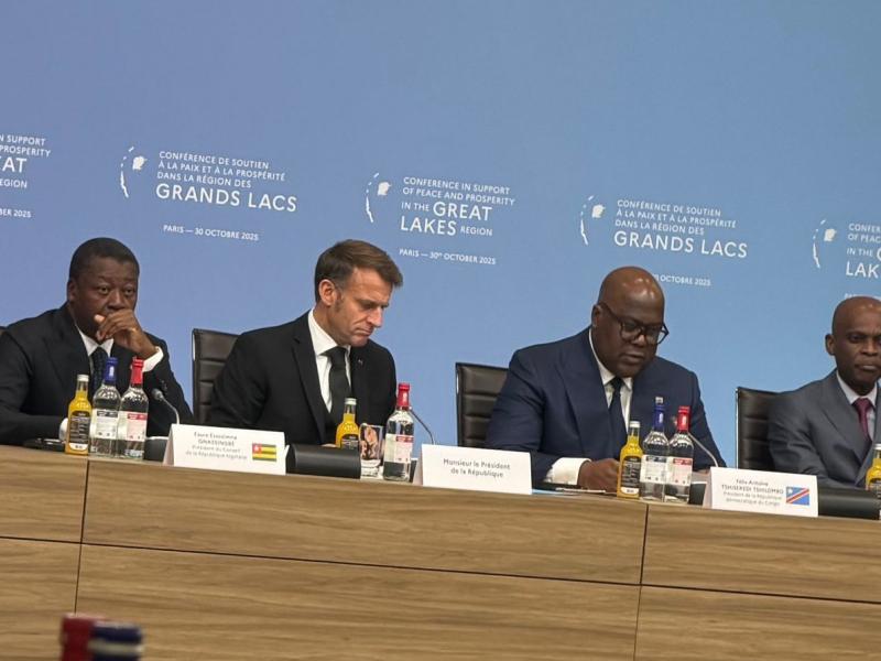 De gauche à droite, les chefs d’Etats Faure Eyadema, Emmanuel Macron et Félix Tshisekedi