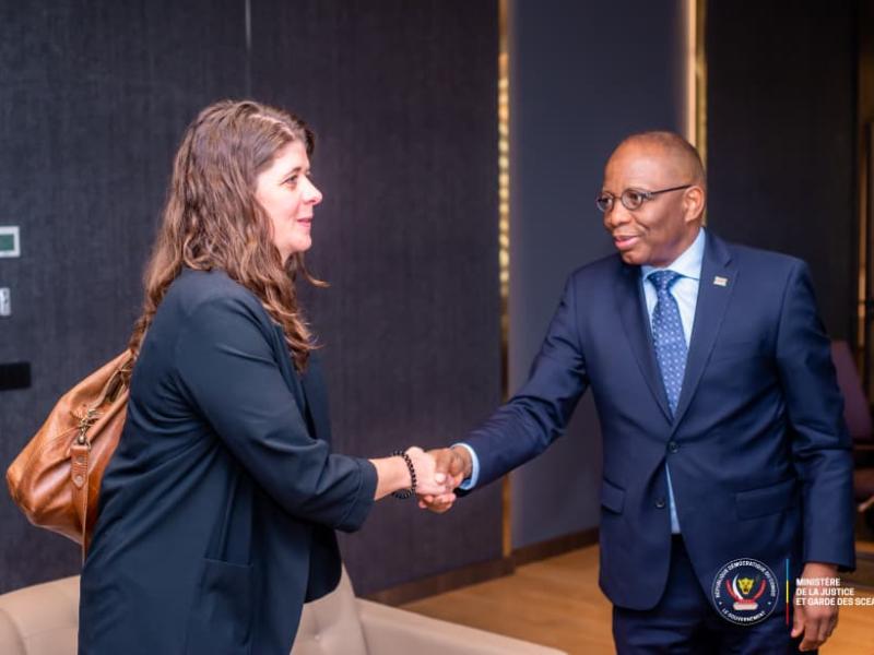 Une délégation de Human Rights Watch reçu par le ministre Guillaume Ngefa