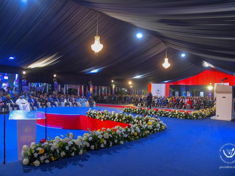 Le chef de l'État Félix Tshisekedi lors de son discours à la clôture de la Table ronde sur l'emploi et l'entrepreneuriat, jeudi 20 novembre 2025