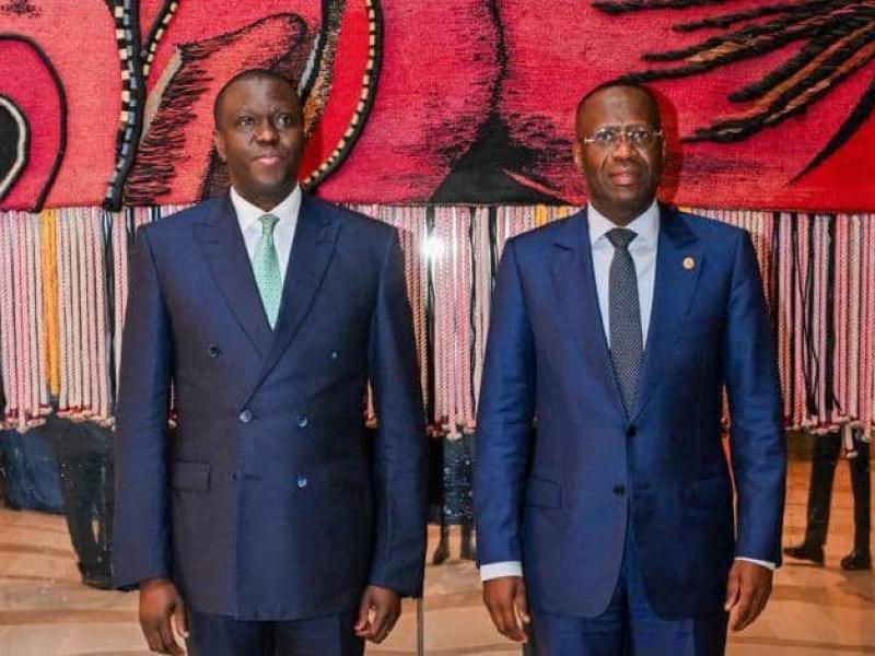 Le Gouverneur de la BCC, André Wameso, reçu par son homologue Yvon Sana Bangui, de la BEAC, à Yaoundé