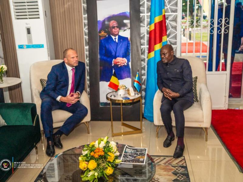 Les ministres Guy Kabombo (RDC) et Theo Francken (Belgique) consolident un partenariat militaire stratégique