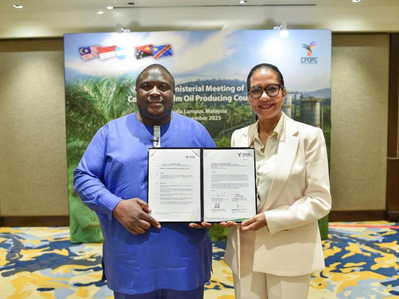 Monique Gieskes, Directeur Général des Plantations et Huileries du Congo et Josué Nzangi Kambale, Conseiller du Ministre de l'Agriculture et de la Sécurité Alimentaire