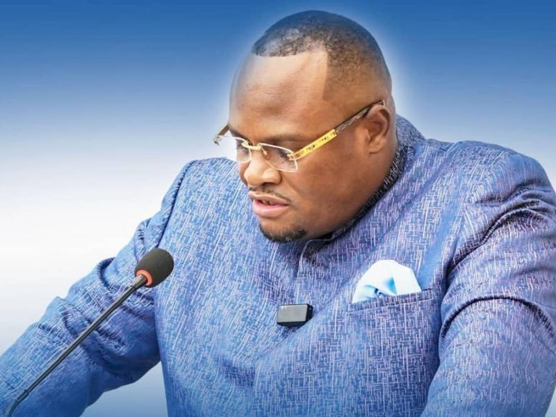 Le gouverneur de Kinshasa, Daniel Bumba, présente un édit budgétaire 2026, chiffré à plus de 3 223 milliards FC