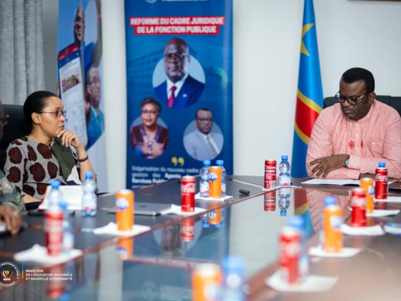 Jean-Pierre Lihau et Raïssa Malu préside une réunion sur le retard de paiement des salaires des enseignants de décembre 2025