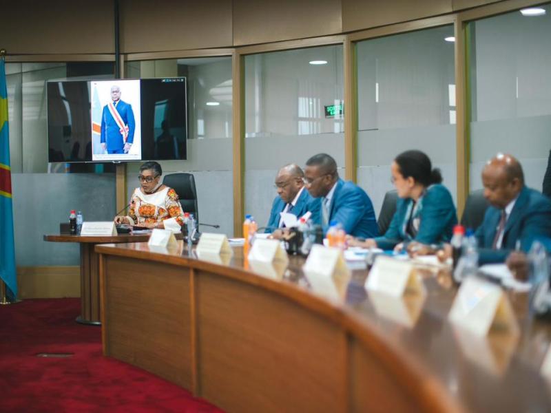 La Première Ministre Judith Suminwa préside la 4e réunion du Comité de Coordination du PDL-145T 