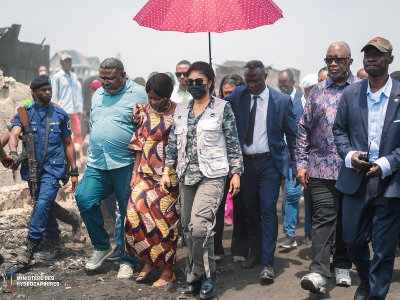 La ministre des Hydrocarbures, Acacia Bandubola, lors de sa descente sur le lieu du drame [photo d'illustration]