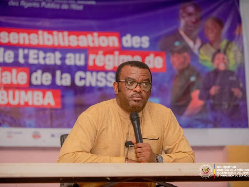 Le VPM Jean-Pierre Lihau sensibilise les militaires et policiers sur la sécurité sociale à Bumba