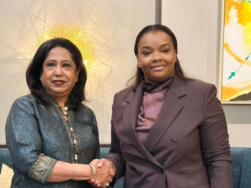 La vice-Ministre des Affaires étrangères Noëlla Ayeganagato et Pramila Patten, Secrétaire générale adjointe des Nations Unies chargée de la lutte contre les violences sexuelles [photo d'illustration]
