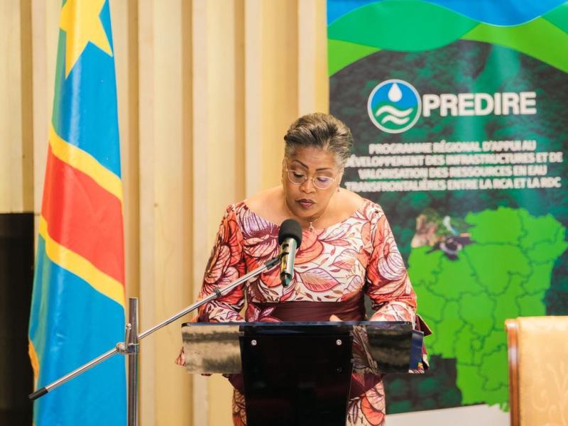La Première Ministre Judith Suminwa prononce son discours lors du lancement officiel du PREDIRE