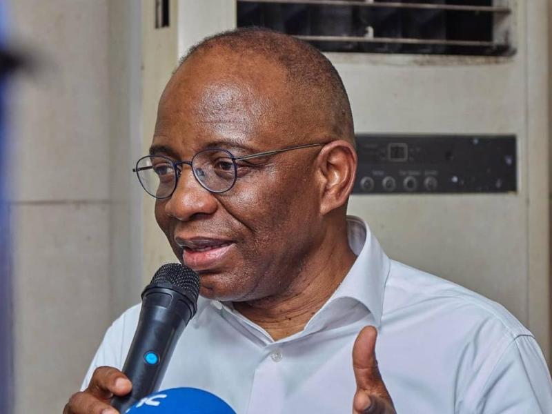 Le ministre Guillaume Ngefa lors de la rupture de l’Ifatar à la COMICO Kinshasa