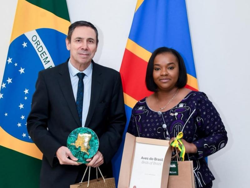 La vice-ministre des affaires étrangères Noëlla Ayeganagato et l’ambassadeur Carlos Sergio Sobral Duarte, Secrétaire pour l’Afrique et le Moyen-Orient du Brésil [photo d'illustration]
