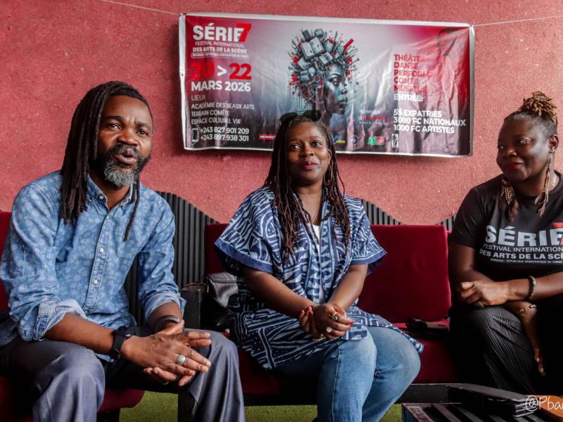 Mualu Muela, Albertine Itela et Bibish Marie Louise Mumbu, organisateurs du Festival Série 7