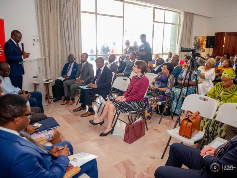 Le ministre Julien Paluku Kahongya outille les producteurs de la RDC sur les exigences internationales, en vue de l’accès au marché britannique