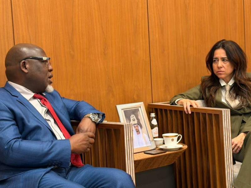 L’ambassadeur Zénon Mukongo Ngay reçu par Lana Zaki Nusseibeh, ministre d’État des Émirats arabes unis chargée des relations avec l’ONU et l’Union européenne