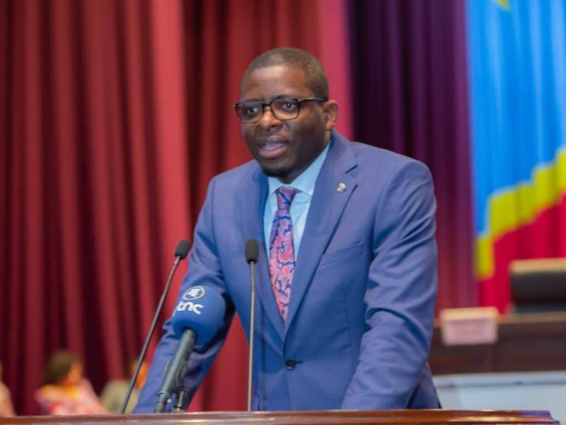 Le député national Éric Tshikuma