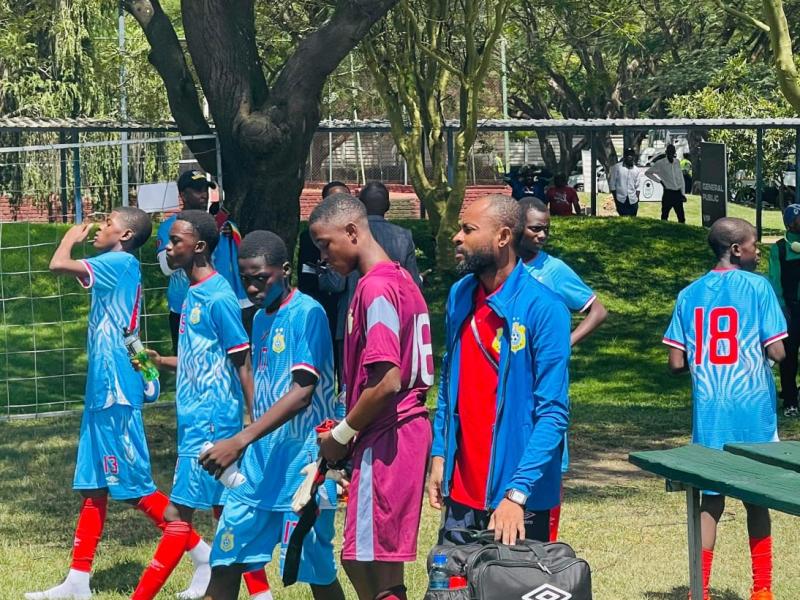 Les Léopards garçons U15 après la défaite face au Maroc.