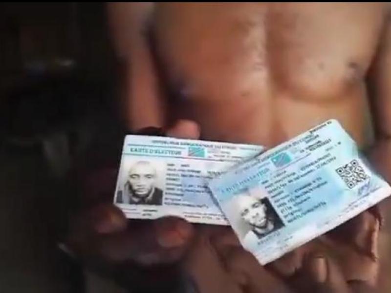 Les deux pièces d'identité différentes trouvées sur Monsieur Patrick, présumé cyber-criminel