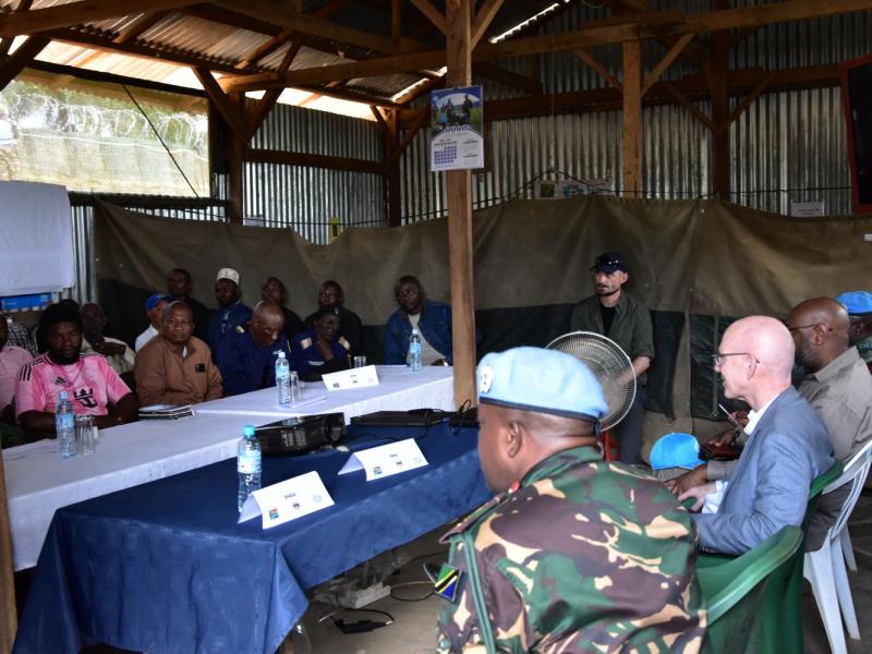 James Swan au contact direct des communautés d’Eringeti, dans le territoire de Beni