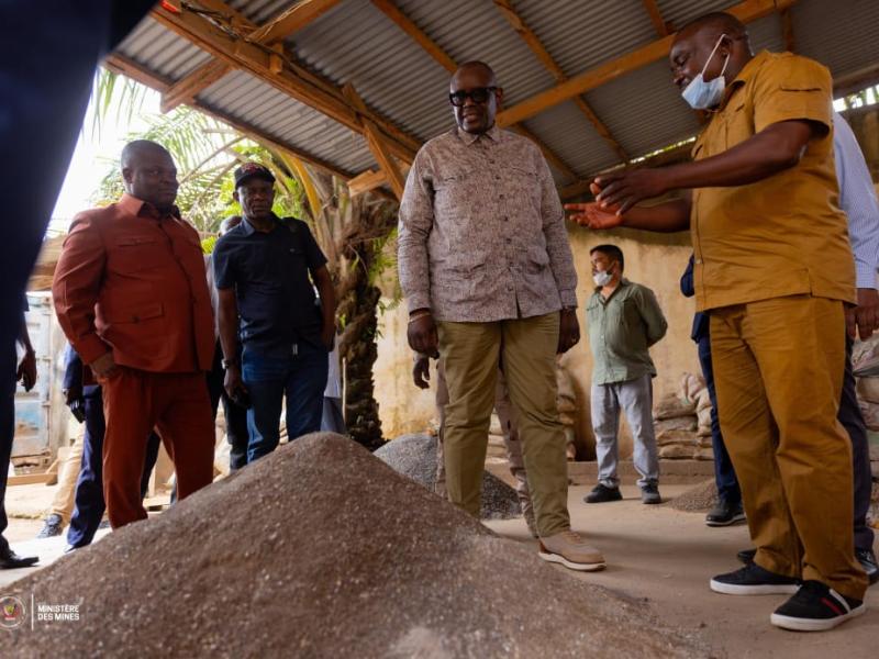 Le ministre des Mines Louis Kabamba en mission dans la province du Maniema [photo d'illustration]