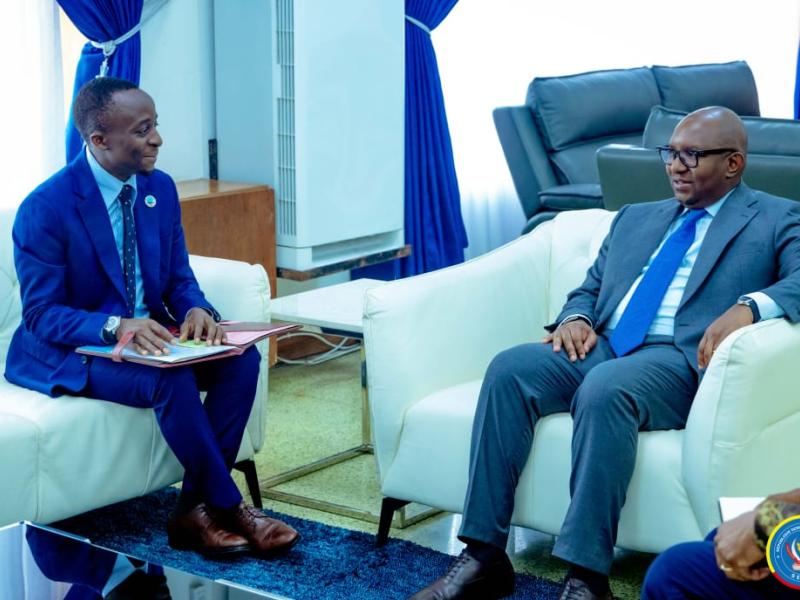Le Président du Sénat congolais, Jean Michel SAMA LUKONDE en audience avec le secrétaire général du FP-CIRGL à Kinshasa