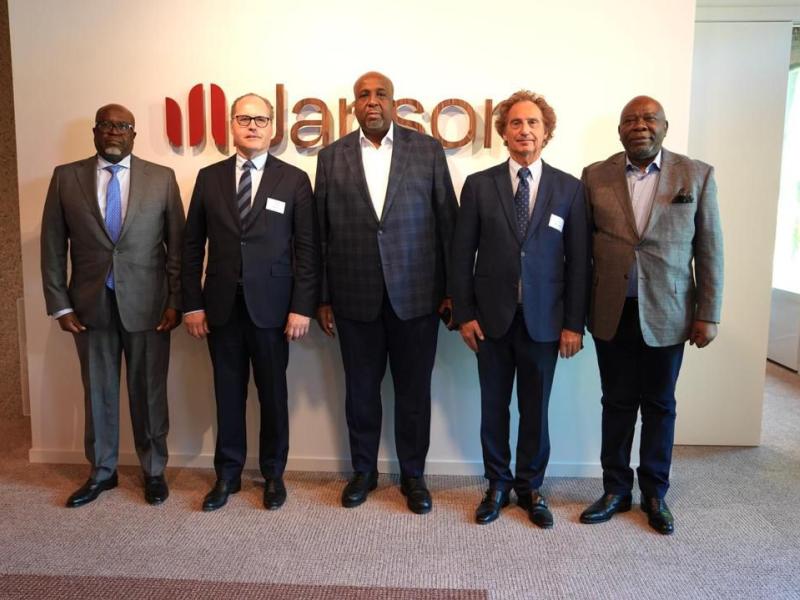 La délégation du ministre Molendo Sakombi avec un consortium Belge et le cabinet Jason.