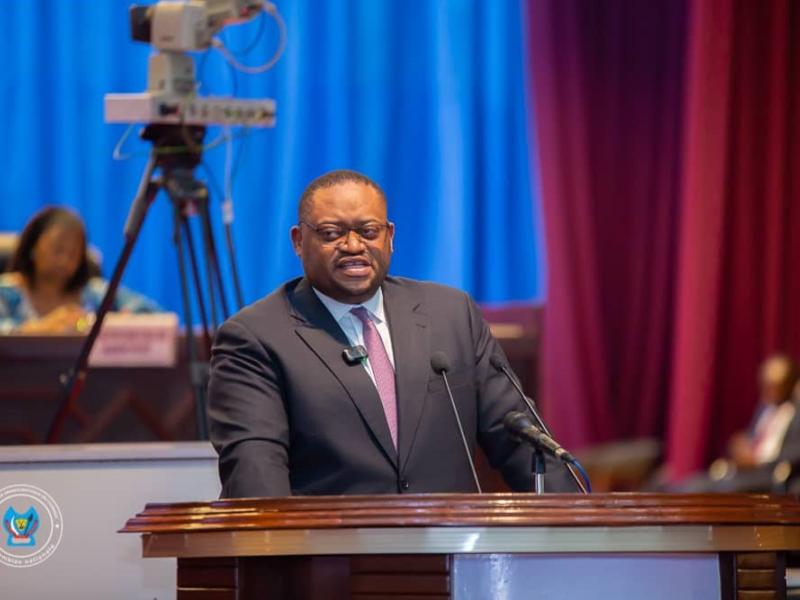 Le ministre des Finances Doudou Fwamba Likunde Li-Botayi,  lors d’une intervention à l’Assemblée nationale [photo d’illustration]